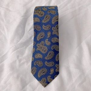 Tommy Hilfiger paisley tie
